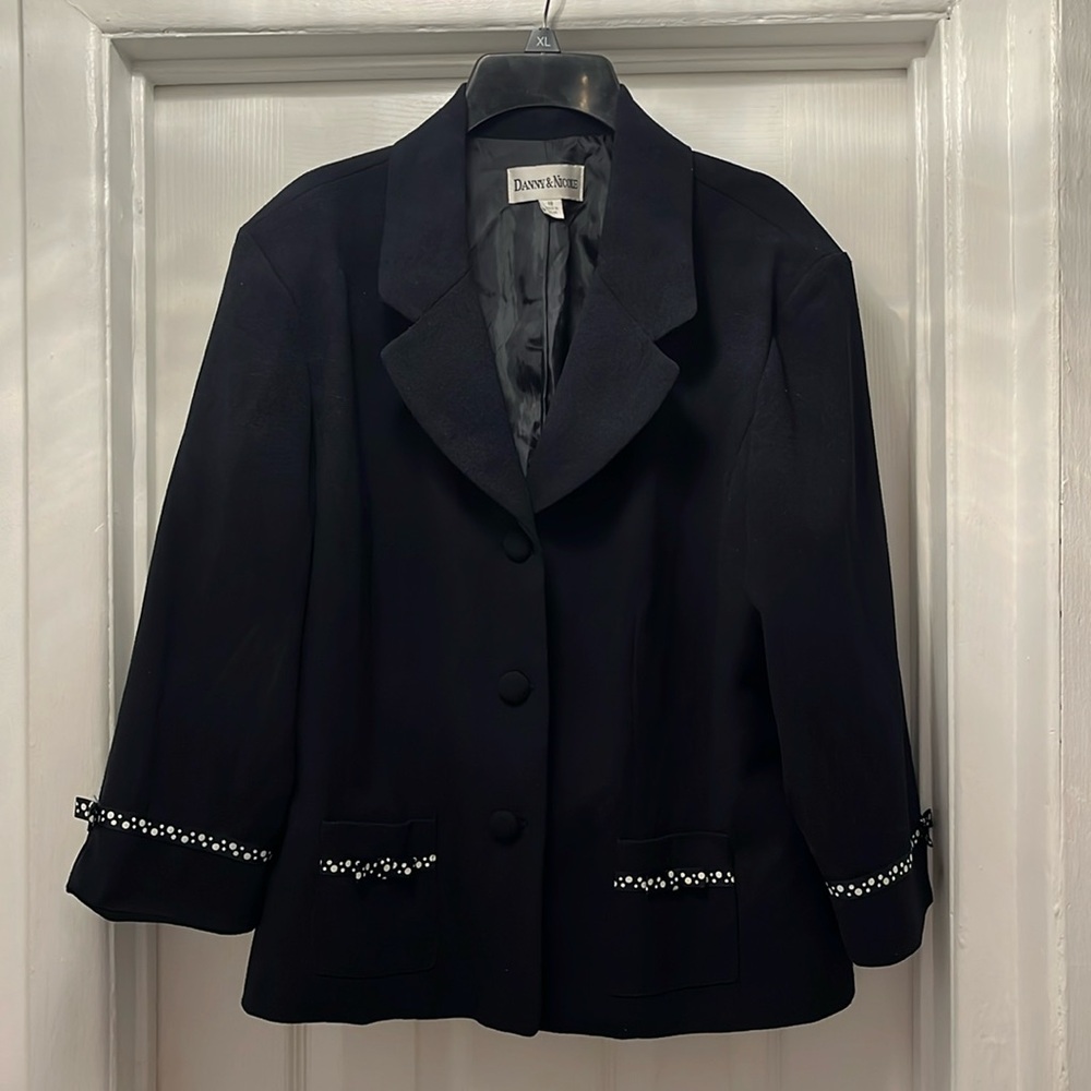 DANNY & NICOLE Women’s Blazer (Black with White Polka Dot Accents) Size 18